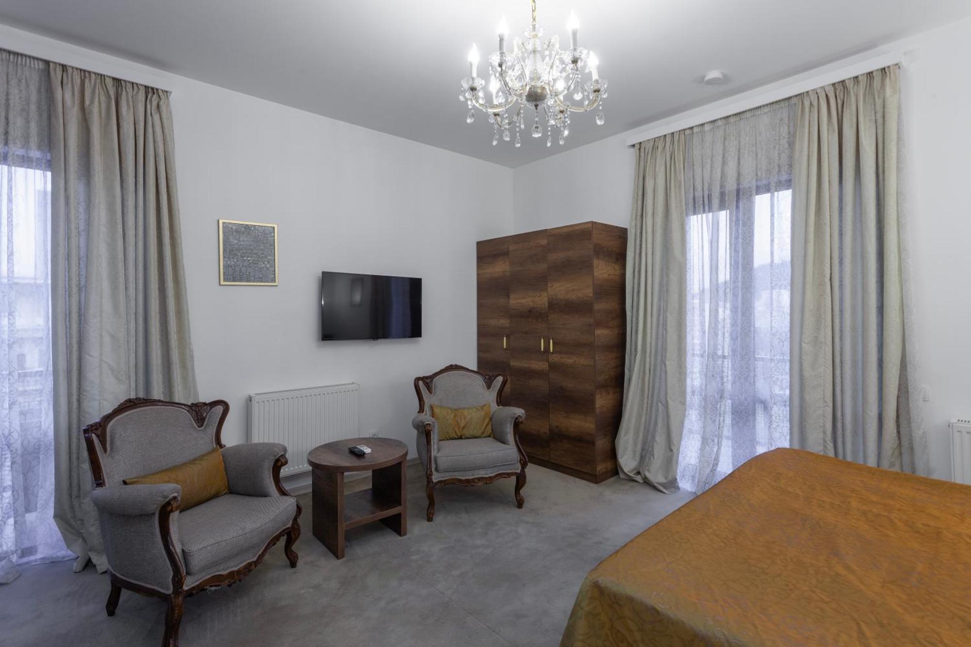 Alliance Hotel Tbilisi Exterior foto